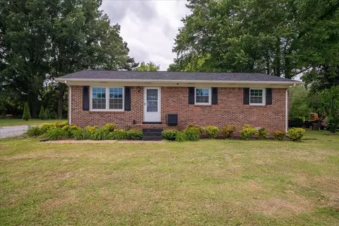 3417 Gimlet Rd, Lawrenceburg, TN 38464
