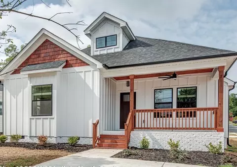 9738 Campbellsville Rd, Pulaski, TN 38478