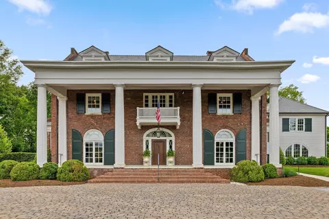 1636 Hillcrest Rd, Chattanooga, TN 37405
