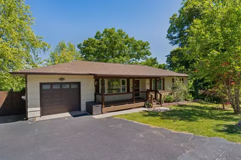 3900 Laird Ln, Chattanooga, TN 37415