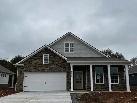 2201 Quinn Dr, White House, TN 37188