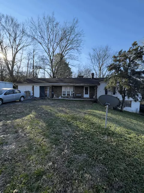 303 W Hardin Dr, Columbia, TN 38401