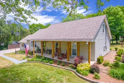 415 Centennial Ave, Lewisburg, TN 37091