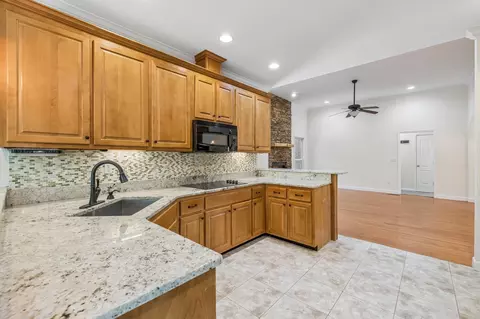 Kitchen - 314 Ginger Dr, Dover, TN 37058 photo 2 of 6