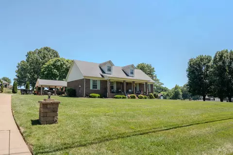 6 Hawthorne Dr, Lawrenceburg, TN 38464