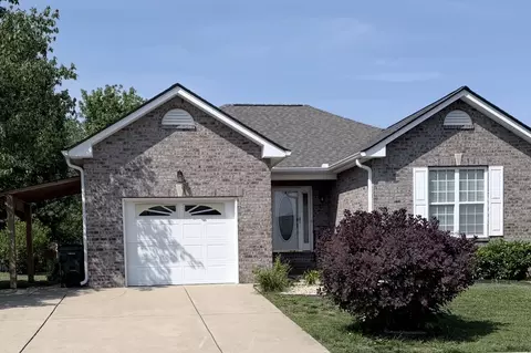 664 Community Ct, Gallatin, TN 37066