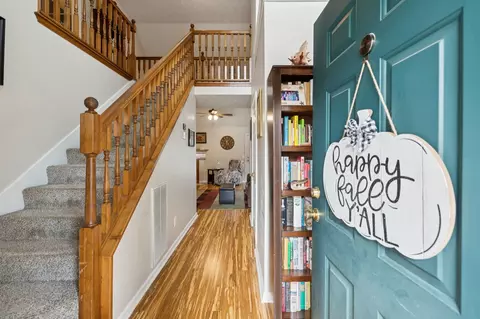 Entry Way - 1524 Quantum Ct, Murfreesboro, TN 37128 photo 3 of 10