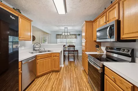 Kitchen - 1524 Quantum Ct, Murfreesboro, TN 37128 photo 1 of 2