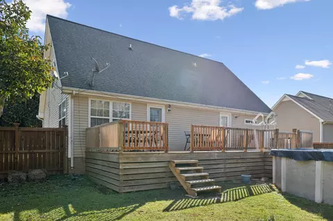 Exterior - 1524 Quantum Ct, Murfreesboro, TN 37128 photo 7 of 8