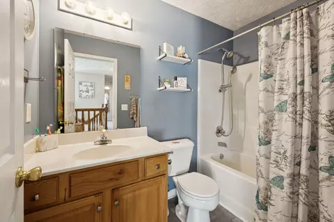 Bath - 1524 Quantum Ct, Murfreesboro, TN 37128 photo 4 of 4