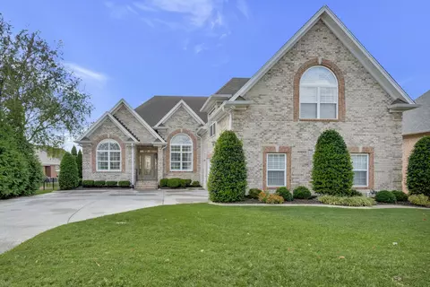 203 Keene Vly N, Hendersonville, TN 37075