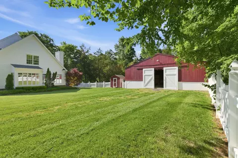 Exterior - 3016 Duplex Rd, Spring Hill, TN 37174 photo 5 of 9