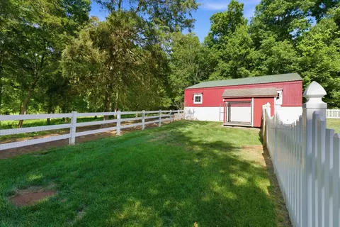 Exterior - 3016 Duplex Rd, Spring Hill, TN 37174 photo 6 of 9