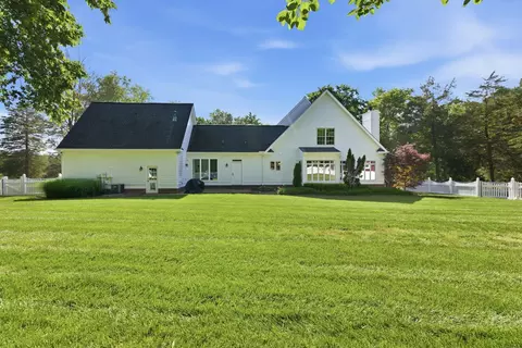 Exterior - 3016 Duplex Rd, Spring Hill, TN 37174 photo 4 of 9