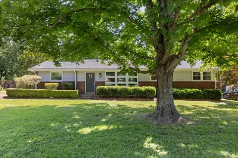 5002 Churchill Dr, Nashville, TN 37211