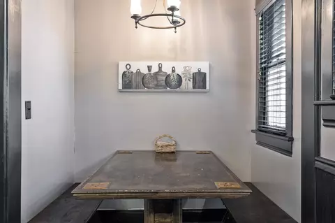 Dining - 113 N Oak St, Springfield, TN 37172 photo 1 of 1