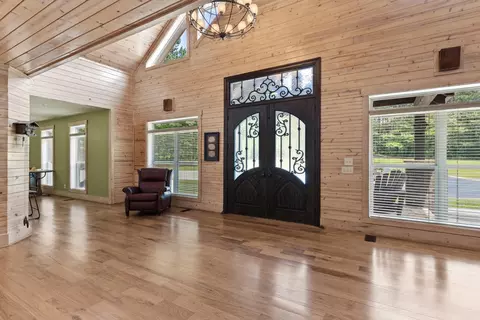Entry Way - 241 Richter Dr, Bethlehem, GA 30620 photo 5 of 11