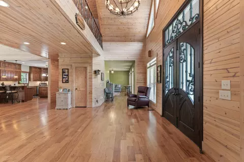 Entry Way - 241 Richter Dr, Bethlehem, GA 30620 photo 4 of 11