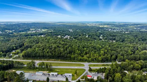 77 Waterlevel Hwy E, Cleveland, TN 37323