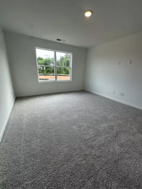 Bedroom - 214 Darlington Dr, Dickson, TN 37055 photo 1 of 3