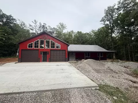 2796 Highway 100, Centerville, TN 37033
