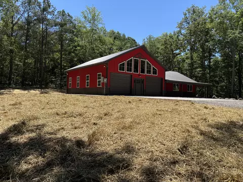 2796 Highway 100, Centerville, TN 37033
