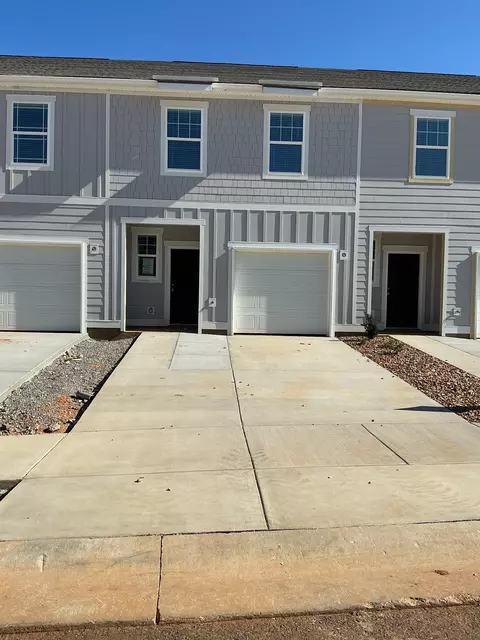 220 Darlington Dr, Dickson, TN 37055