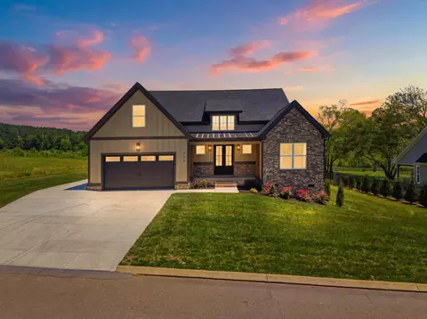 349 Clubhouse Dr, Jasper, TN 37347
