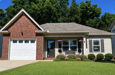 2840 Painted Pony Dr, Murfreesboro, TN 37128