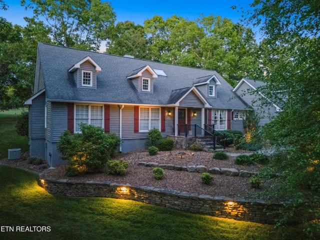 15 Cloverdale Cir, Crossville, TN 38558