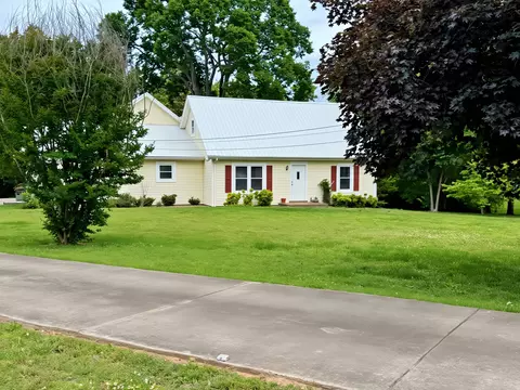 129 Oakland Dr, Gallatin, TN 37066