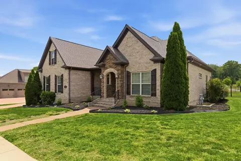 101 Corbin Ct, Nolensville, TN 37135