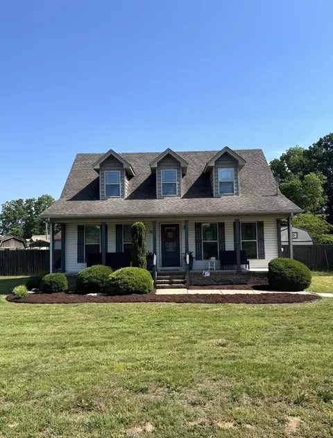 415 Daytona Dr, Cornersville, TN 37047