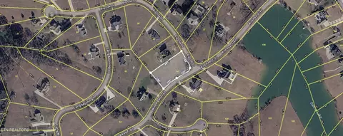 61 Big Oak Dr, Dandridge, TN 37725