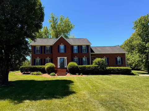 1009 Valley Forge Dr, Arrington, TN 37014