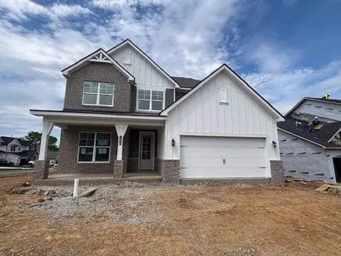 1096 Callaway Dr, Lebanon, TN 37087