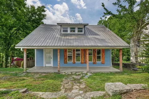 408 Washington St W, Fayetteville, TN 37334