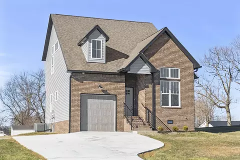 208 Freedom Dr, Portland, TN 37148