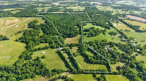 1 Himesville Rd, Shelbyville, TN 37160
