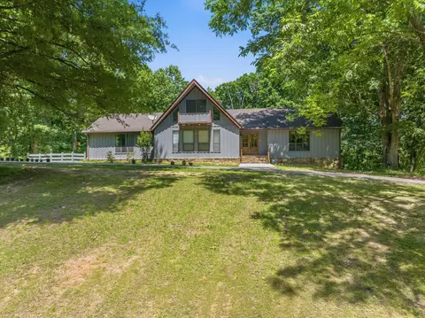 4110 Corinth Rd, Lexington, TN 38351