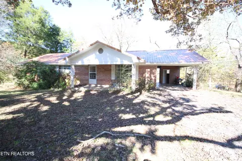 111 Smokey Run Rd, Tellico Plains, TN 37385