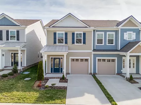 1092 Sweetleaf Dr, Franklin, TN 37064