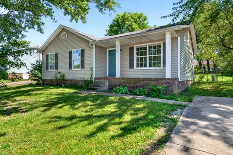 214 Mark Spitz Dr, Clarksville, TN 37042