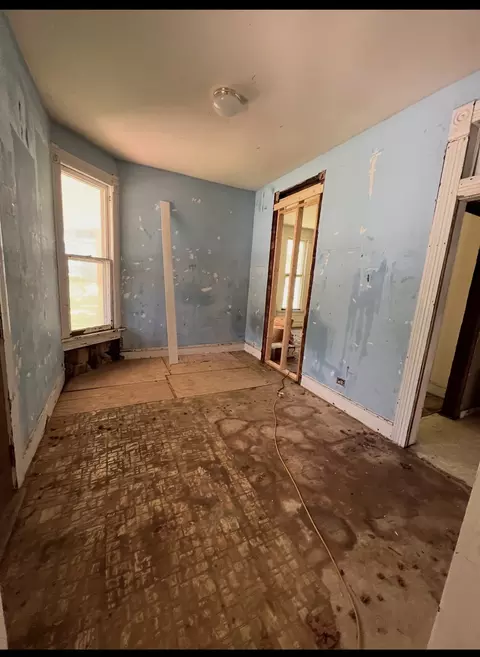 372 E Maple St, Dyer, TN 38330 photo 5