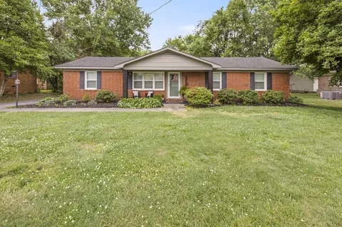 112 Bel Aire Dr, Winchester, TN 37398