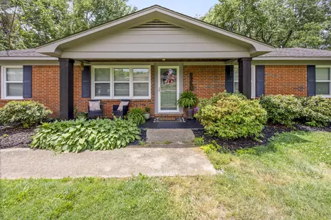 112 Bel Aire Dr, Winchester, TN 37398