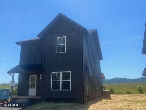 972 Lacy Ct, Sevierville, TN 37862