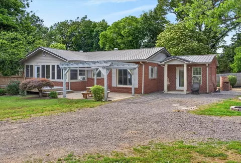 28 Hayes St, Clarksville, TN 37040
