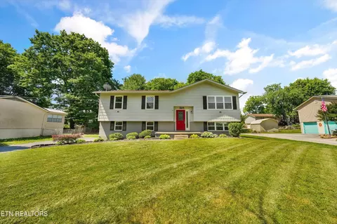 7613 Fall Wind Ct, Powell, TN 37849