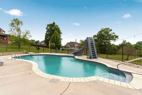 9119 Brooks Xing, Mount Juliet, TN 37122